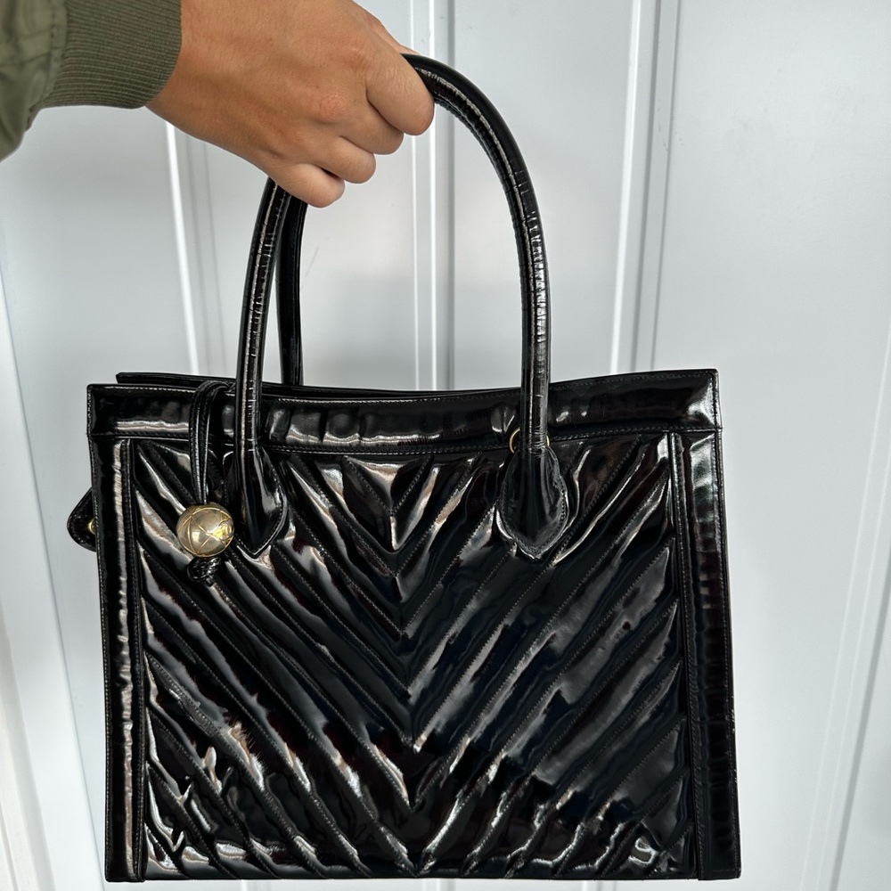 Chanel tote bag